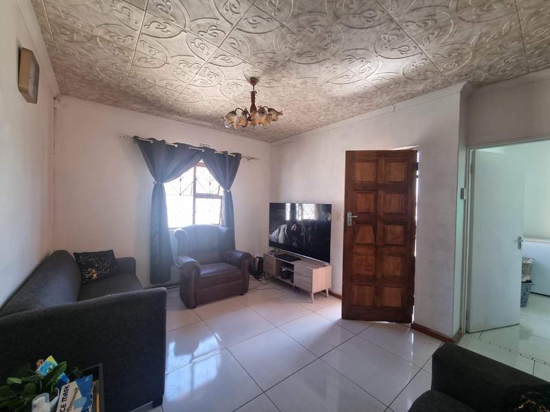 To Let 2 Bedroom Property for Rent in Highbury Western Cape